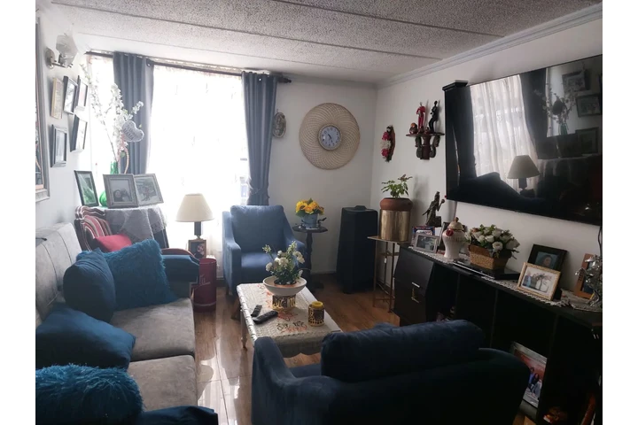 $220000000 : Excelente Apartamento image 1