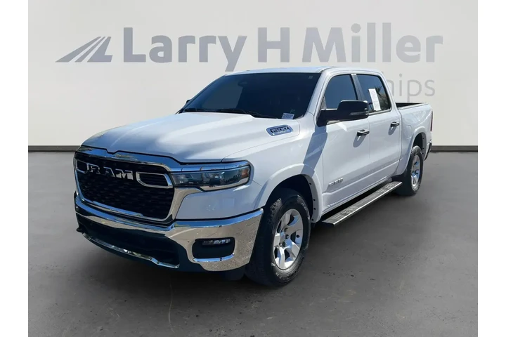 $39888 : Ram 1500 2025 4x4 Lone Star image 1