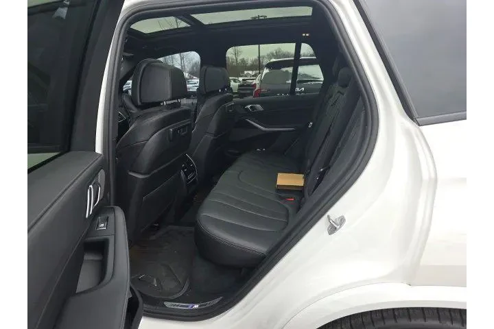 $35403 : BMW X5 2021 AWD xDrive40i 4d image 10