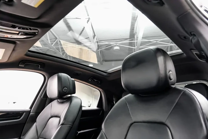 2021 Cayenne image 6