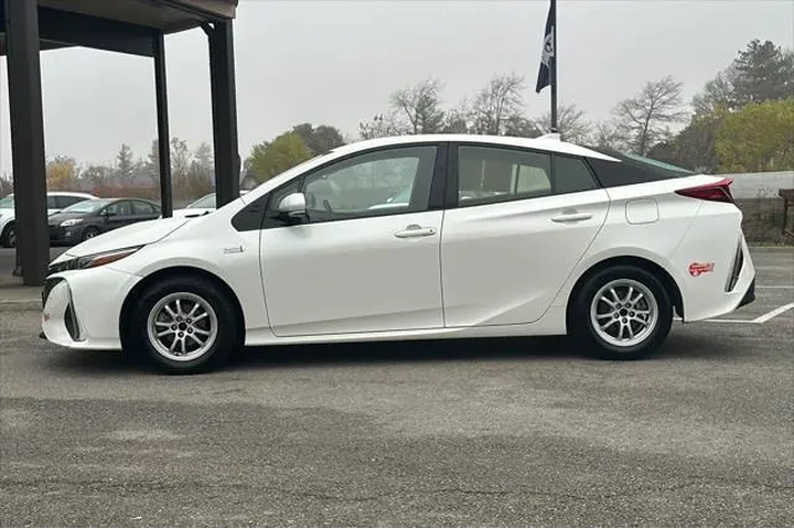 $16990 : Toyota Prius Prime 2017 Plus image 7