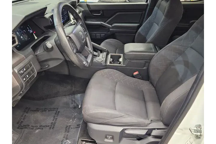 $29492 : Toyota Tacoma 2024 4x2 SR5 4 image 10