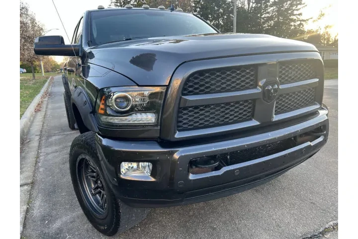 $34997 : 2017 RAM 2500 Laramie image 2