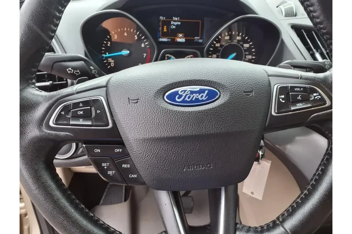 $15990 : Ford Escape 2017 AWD SE 4dr image 9