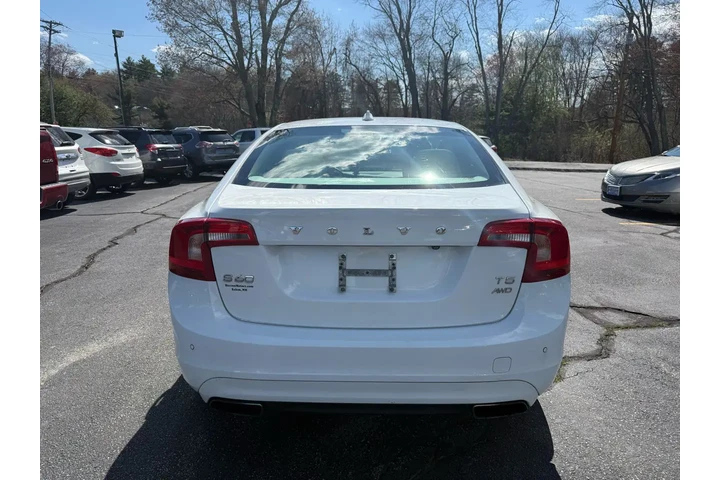 $12999 : 2015 S60 PLATINUM image 6