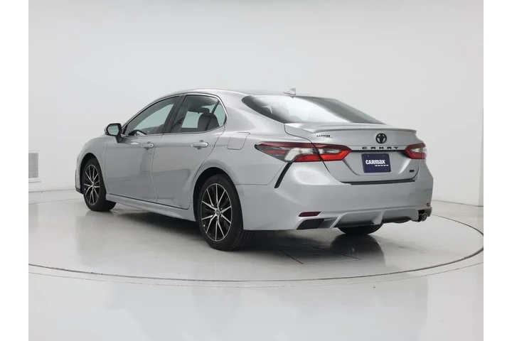 $26998 : Toyota Camry 2023 SE 4dr Sed image 2