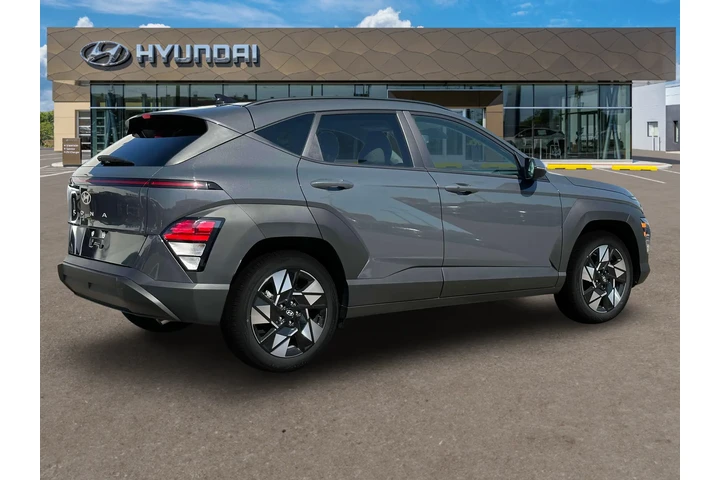 $19995 : Hyundai KONA 2024 SEL 4dr Cr image 8