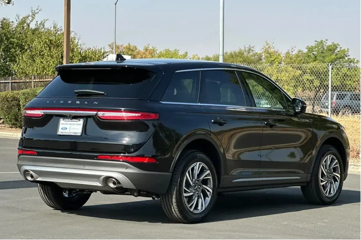 $38000 : Lincoln Corsair 2025 Premier image 2