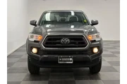 $34000 : Toyota Tacoma 2022 4x4 SR V6 thumbnail