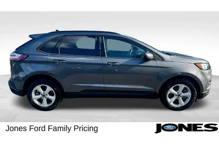 $22003 : Ford Edge 2022 AWD SE 4dr Cr image 3