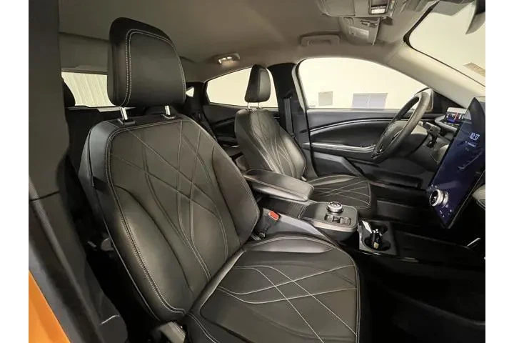 $24467 : Ford Mustang Mach-E 2023 Sel image 9