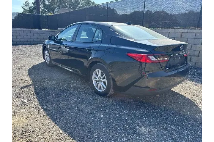 $27791 : Toyota Camry 2025 SE 4dr Sed image 6