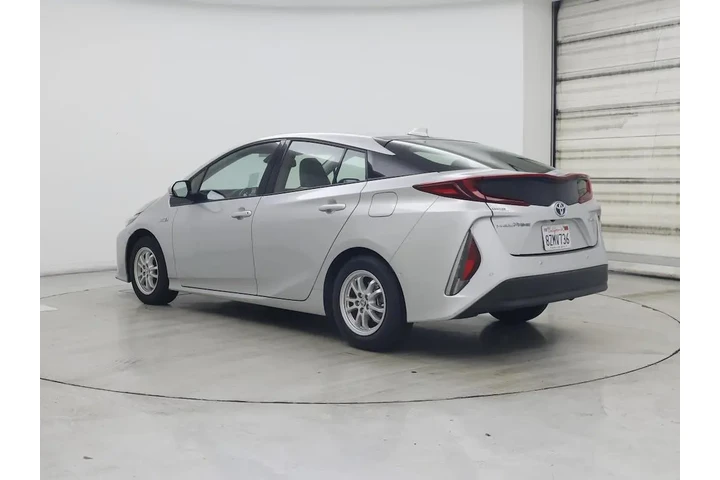 $27998 : Toyota Prius Prime 2020 Limi image 2
