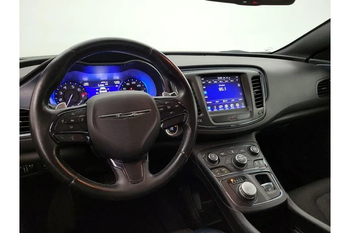 $14599 : Chrysler 200 2015 S 4dr Seda image 9