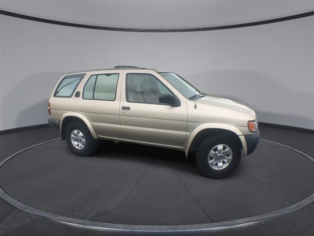 $3900 : PRE-OWNED 1999 NISSAN PATHFIN image 2