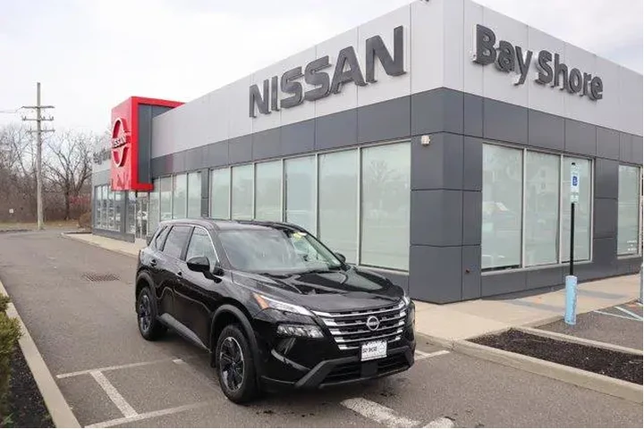 $22961 : Nissan Rogue 2025 AWD SV 4dr image 2