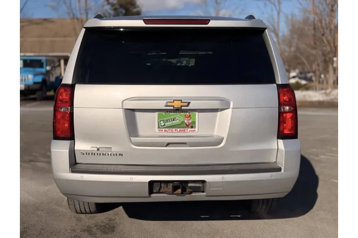 $15995 : 2015 Suburban LT image 10