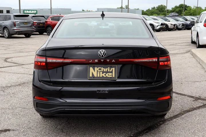 $20487 : 2025 Jetta S Auto image 5