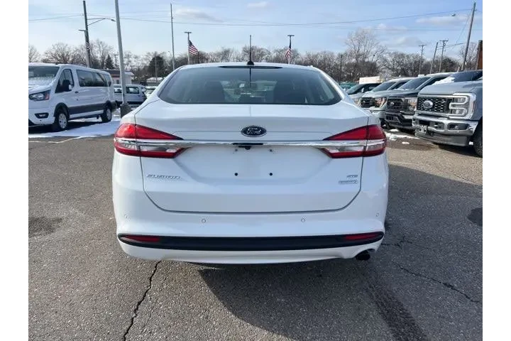 $10415 : Ford Fusion 2018 SE 4dr Seda image 5
