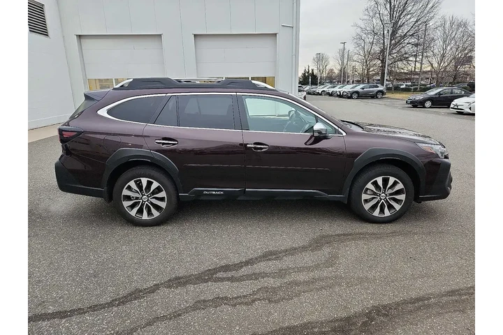 $39798 : Subaru Outback 2025 AWD Tour image 7