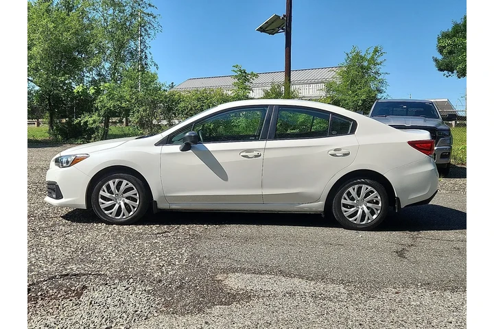 $15895 : Subaru Impreza 2022 AWD Base image 2