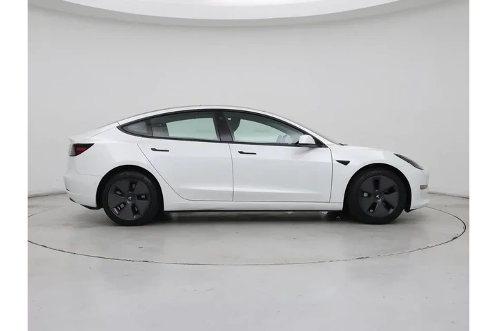 $27998 : Tesla Model 3 2022 AWD Long image 7