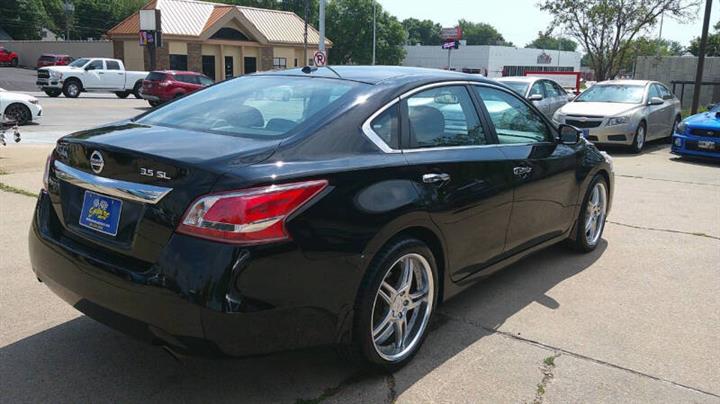 $11999 : 2013 Altima 3.5 SL image 7