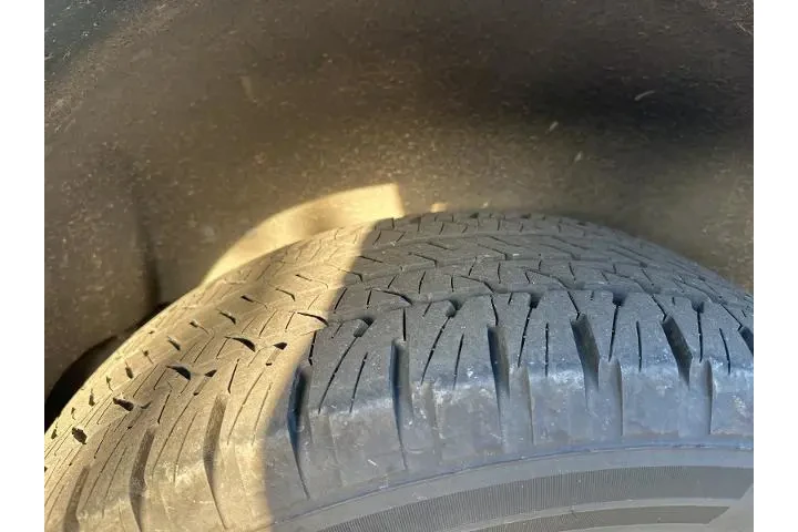 $16942 : GMC Yukon XL 2016 4x4 Denali image 7