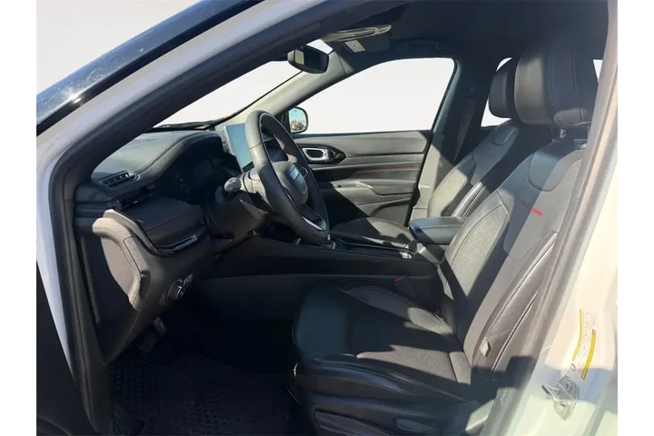 $22500 : Jeep Compass 2023 4x4 Trailh image 2