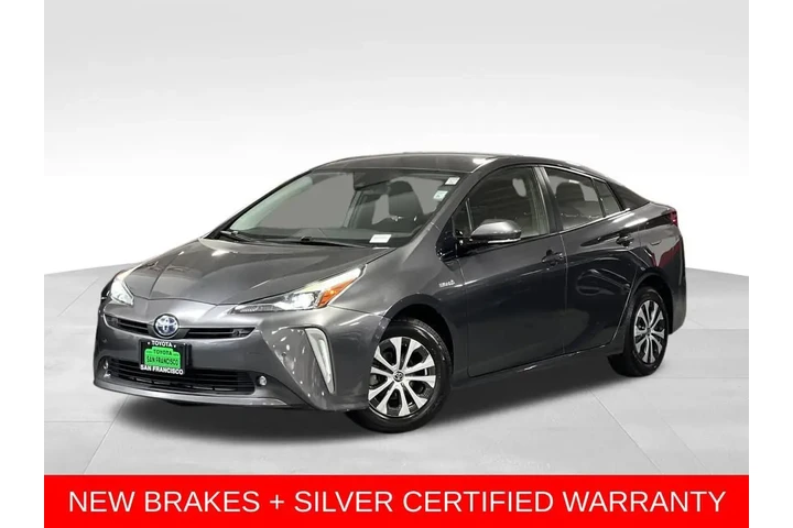 $19888 : Silver Certified2019 Prius LE image 1