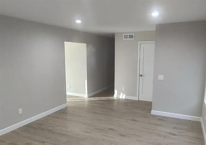 $2560 : HOUSE RENT IN SAN DIEGO CA image 4