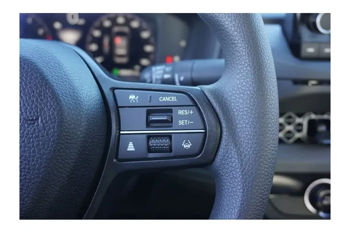 $26999 : Honda Accord 2025 LX 4dr Sed image 9