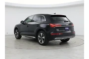 $23998 : Audi Q5 2022 AWD quattro Pre thumbnail