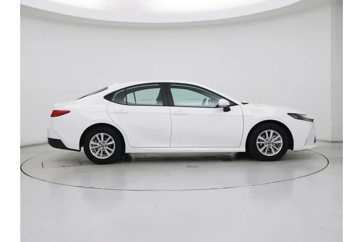 $27998 : Toyota Camry 2025 LE 4dr Sed image 7