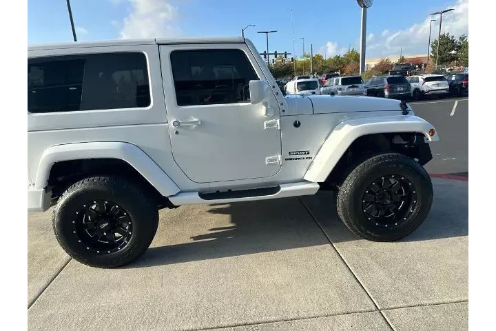 $14991 : Jeep Wrangler 2015 4x4 Sport image 5