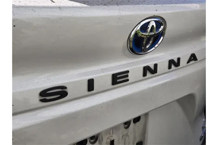 $32199 : Toyota Sienna 2022 XLE 8-Pas image 6