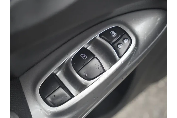 $7590 : Nissan JUKE 2016 S 4dr Cross image 9