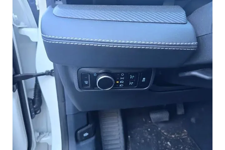 $29700 : Ford Mustang Mach-E 2025 Sel image 10