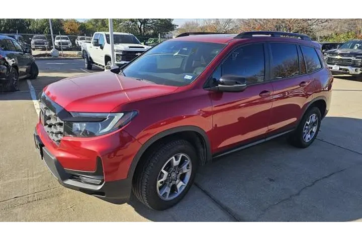 $32991 : Honda Passport 2023 AWD Trai image 1