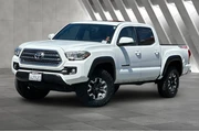 $31900 : Toyota Tacoma 2017 4x4 TRD O thumbnail