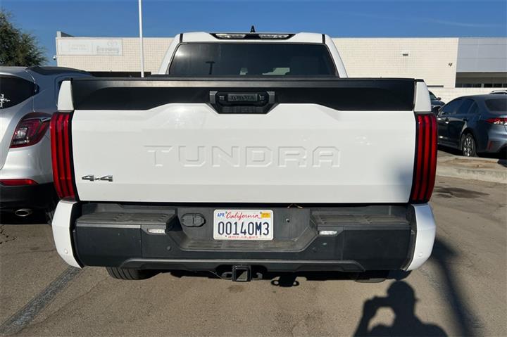 $42800 : Tundra SR5 image 5