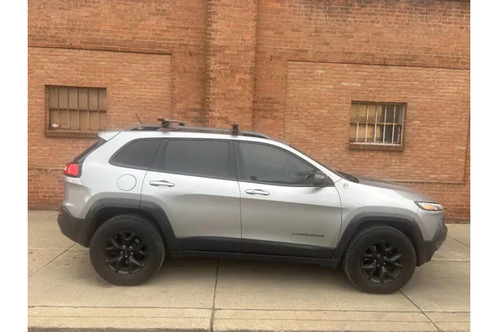 $10000 : 2015 Cherokee Trailhawk image 10