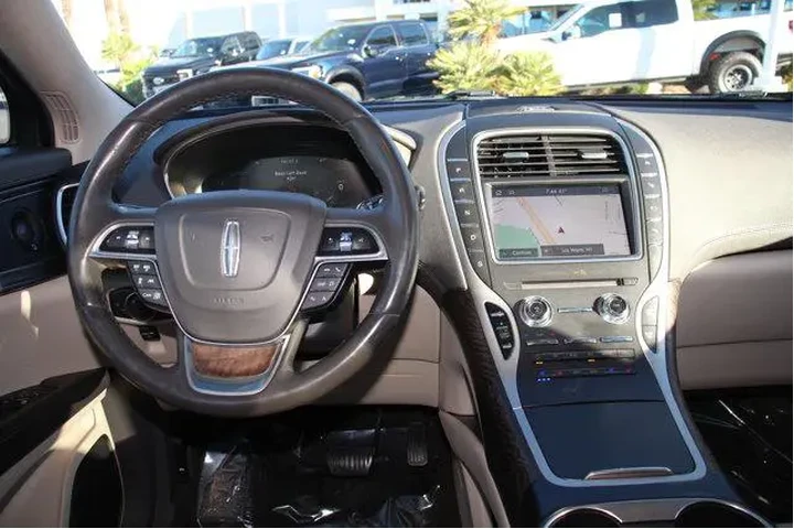 $22115 : Lincoln Nautilus 2020 Reserv image 4
