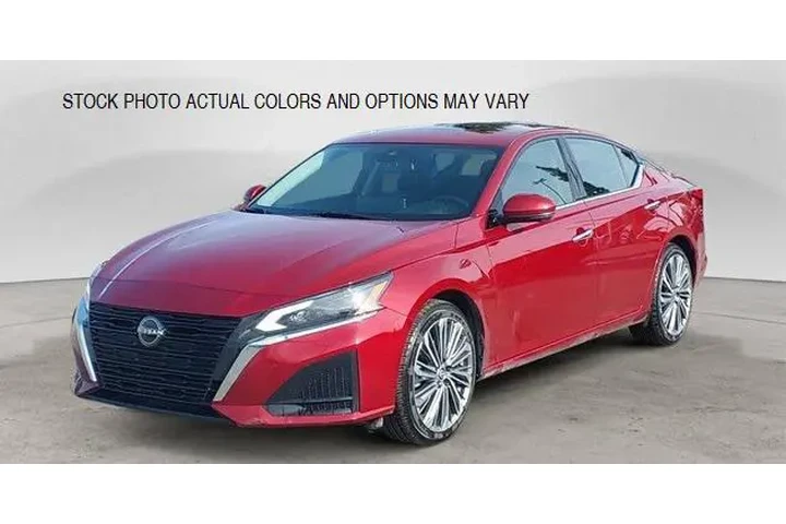 $21995 : Nissan Altima 2024 2.5 SV 4d image 1