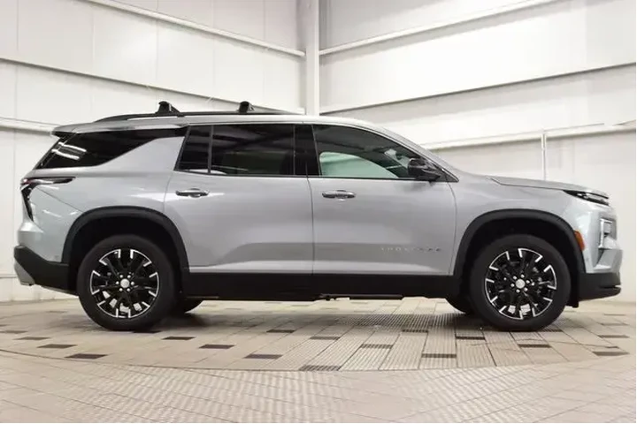 $45999 : Chevrolet Traverse 2025 4X4 image 9