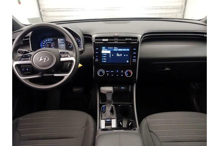 $23998 : Hyundai SANTA CRUZ 2024 SE 4 image 9