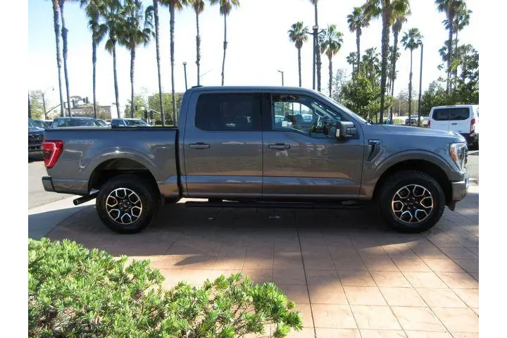 $34500 : Ford F-150 2023 4x4 XLT 4dr image 5