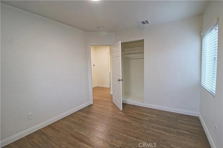 $900 : This 2-bedroom, 1-bathroom image 3