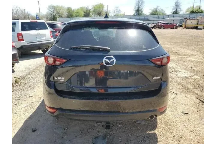 $23900 : 2019 CX-5 Diesel Signature image 7
