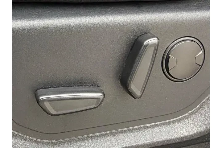 $33595 : Ford F-150 2019 4x4 XL 4dr S image 6